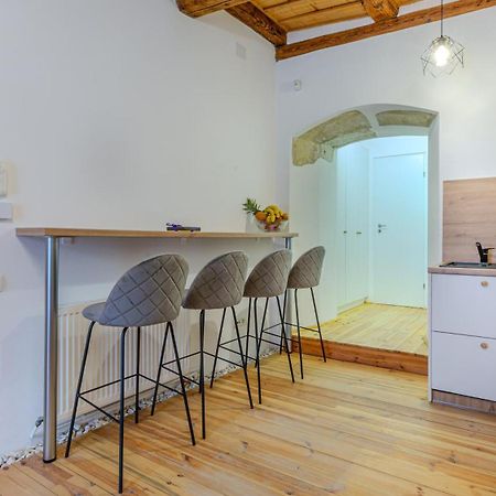 Ch6 By Rentable Appartement Braşov Buitenkant foto